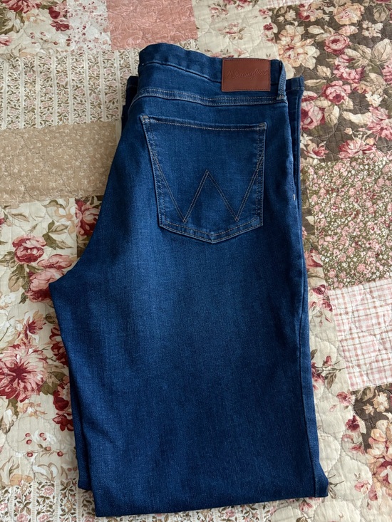 Wrangler Denim - Wrangler High Rise Bootcut Dark Blue Jeans